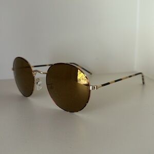 Vintage Golden Revue Italy (new old stock)